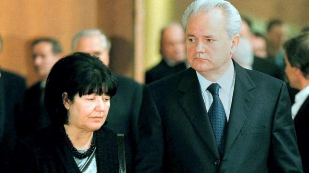 Στη Σερβία ενταφιάστηκε η χήρα του Σλόμπονταν Μιλόσεβιτς
