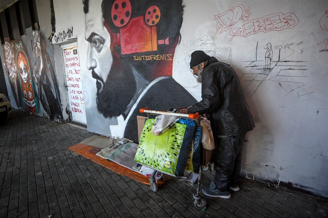 Πασχαλινά γεύματα στους άστεγους από την ΚΟΔΕΠ