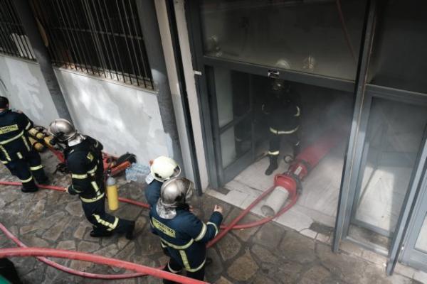 Υπό έλεγχο η πυρκαγιά στο ΑΠΘ