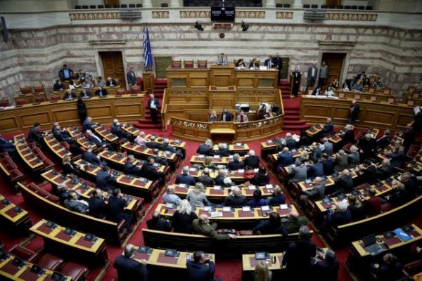 Στη Βουλή η δικογραφία της Novartis