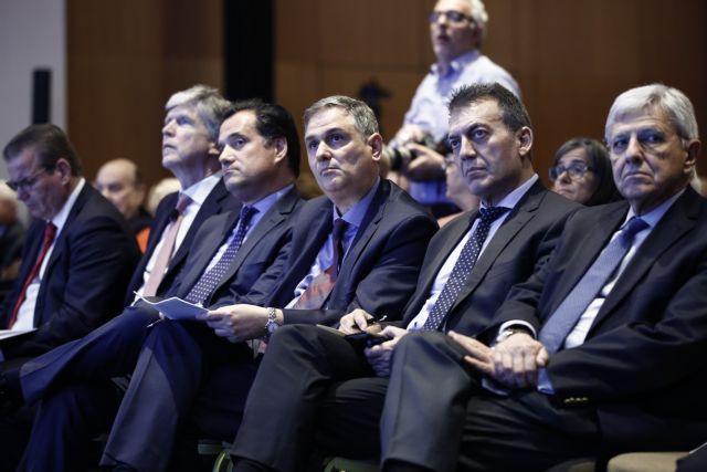 Υπέρ της μείωσης ασφαλιστικών εισφορών η ΝΔ – Κίνητρα ασφάλισης θέλει το ΚΙΝΑΛ