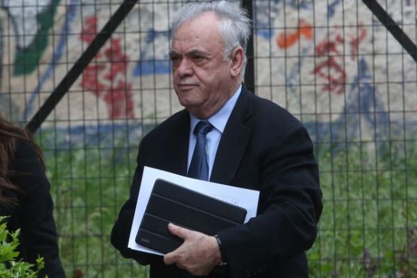 Δραγασάκης: Τα αποθέματα επιτρέπουν να μην δανειστούμε ως το 2023