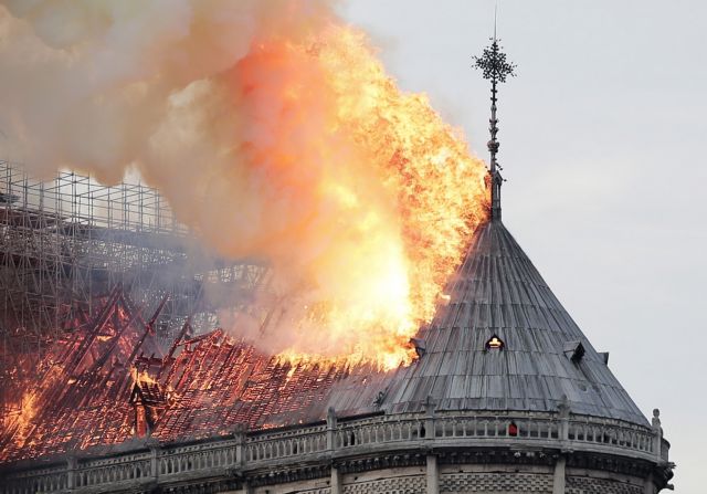 Η Notre Dame στις φλόγες και η ευρωπαϊκή παρακμή
