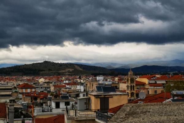 Συνεχίζεται η κακοκαιρία – Βροχές, χαλάζι και χιόνια στα ορεινά