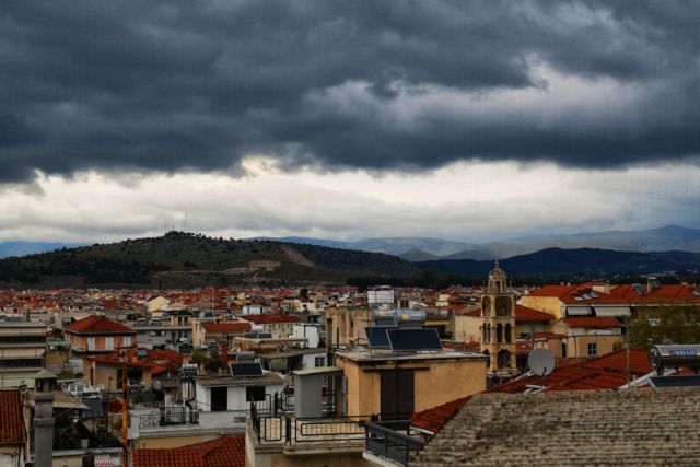 Συνεχίζεται η κακοκαιρία – Βροχές, χαλάζι και χιόνια στα ορεινά