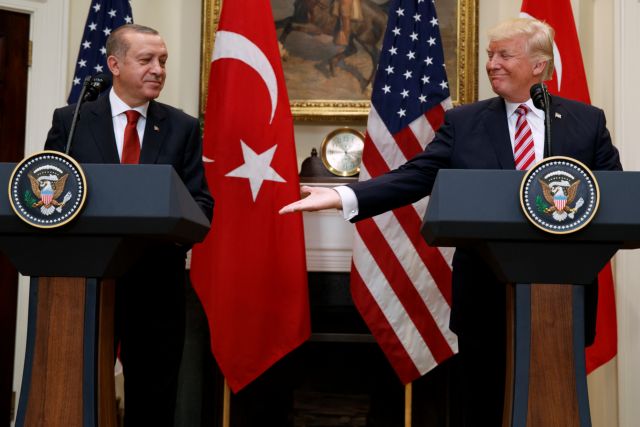 Πόσο πιθανή είναι η υποχώρηση του Ερντογάν στον αμερικανικό εκβιασμό;