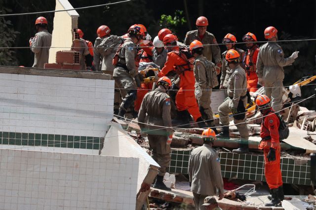 Τραγωδία σε φαβέλα στη Βραζιλία: Δύο νεκροί μετά από κατάρρευση κτιρίων