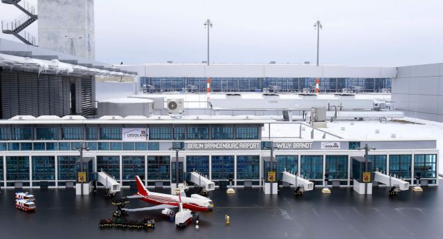 Γερμανία: Κλειστό το αεροδρόμιο Σένεφελντ λόγω επείγουσας προσγείωσης πολεμικού αεροσκάφους