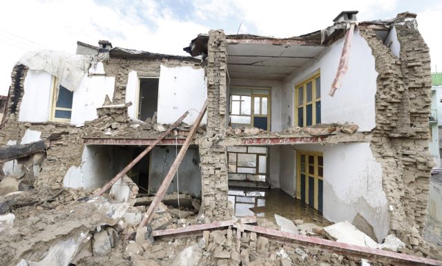 Αφγανιστάν: Έκρηξη και πυροβολισμοί στην Καμπούλ