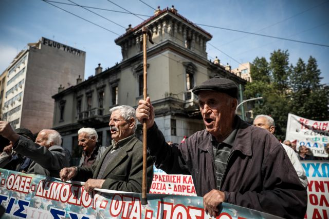 Συντάξεις: Ποιοι βγαίνουν έως και δυο χρόνια νωρίτερα