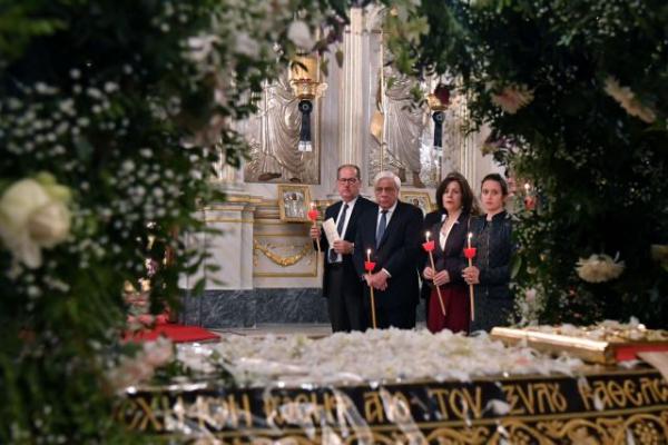 Στην Καλαμάτα για την περιφορά του Επιταφίου ο Προκόπης Παυλόπουλος