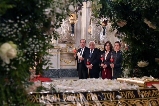 Στην Καλαμάτα για την περιφορά του Επιταφίου ο Προκόπης Παυλόπουλος