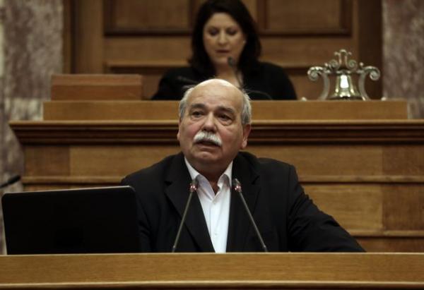 Βούτσης: Υπάρχει ηθικό και πολιτικό ζήτημα σε διεκδικήσεις αναδρομικών από πρώην βουλευτές