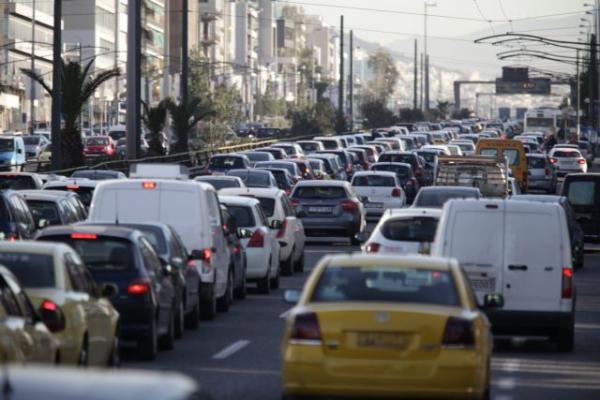 Μποτιλιάρισμα στους δρόμους της Αθήνας – Σημειωτόν τα οχήματα