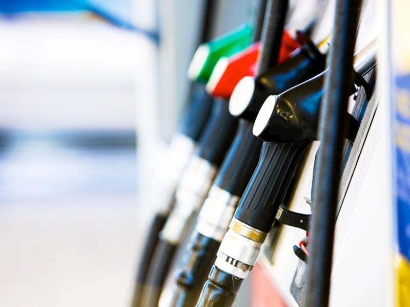 «Φωτιά» η τιμή της βενζίνης μέσα στο Πάσχα