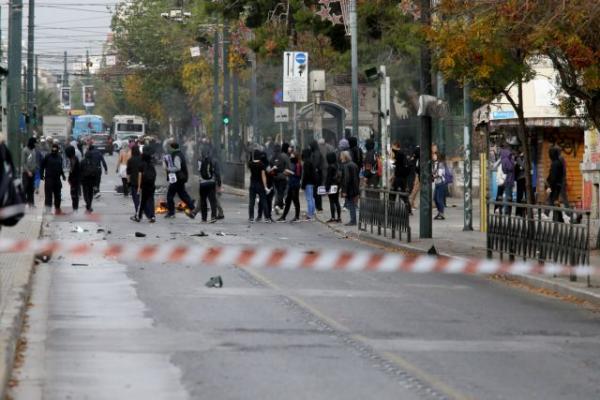 Επεισόδια στο Πολυτεχνείο – Κλειστή η Πατησίων