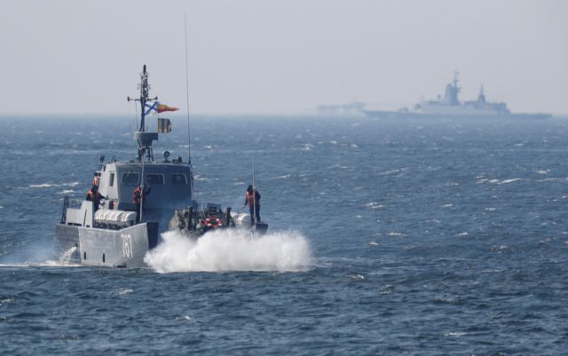 Ρωσικά πολεμικά πλοία στη Μαύρη Θάλασσα : Ασκηση - απάντηση στο ΝΑΤΟ