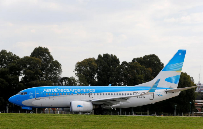 Αργεντινή: Γενική απεργία στο δημόσιο αερομεταφορέα της χώρας την Τρίτη