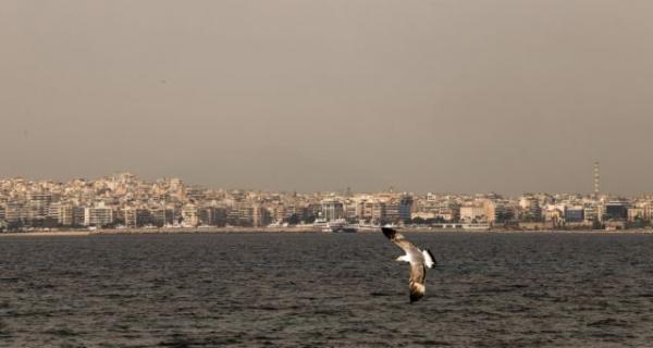 «Μετακομίζει» η αφρικανική σκόνη – Άνοδος της θερμοκρασίας τη Μ. Τετάρτη