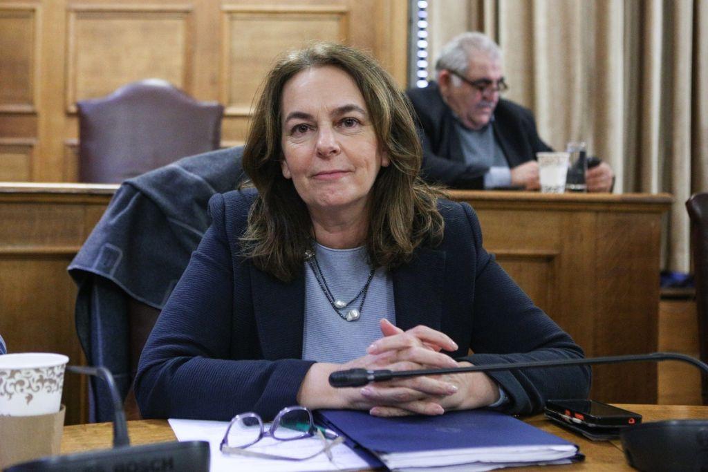 «Διορθώνουν» τις ρυθμίσεις για αυθαίρετα στους αιγιαλούς μετά την κατακραυγή