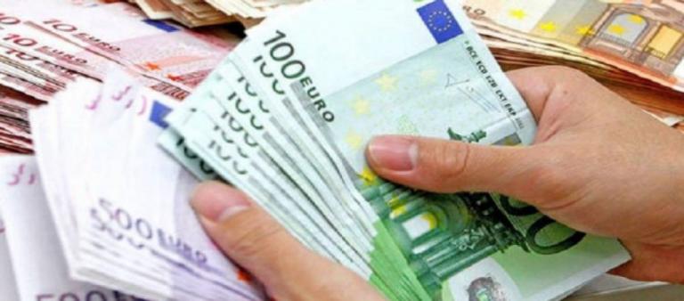 Αναδρομικά: Τα δικαστήρια απασφαλίζουν τη «βόμβα» – Τι σκέφτεται να κάνει η κυβέρνηση