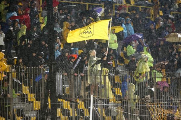 Η παρακάμερα από το Άρης – Ατρόμητος : Γιορτή παρά τη βροχή