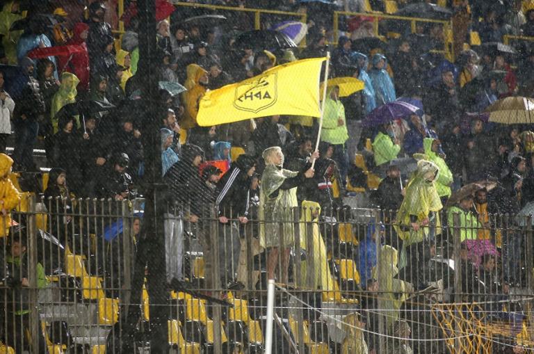 Η παρακάμερα από το Άρης – Ατρόμητος : Γιορτή παρά τη βροχή