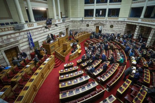 Νέα προεκλογική τροπολογία: Περισσότερες προσλήψεις για το πρόγραμμα «Βοήθεια στο Σπίτι»