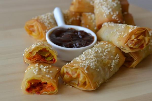 Ψητά spring rolls