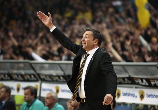 Το σύνθημα του Μπάνκι για το ΑΕΚ – Μπάμπεργκ