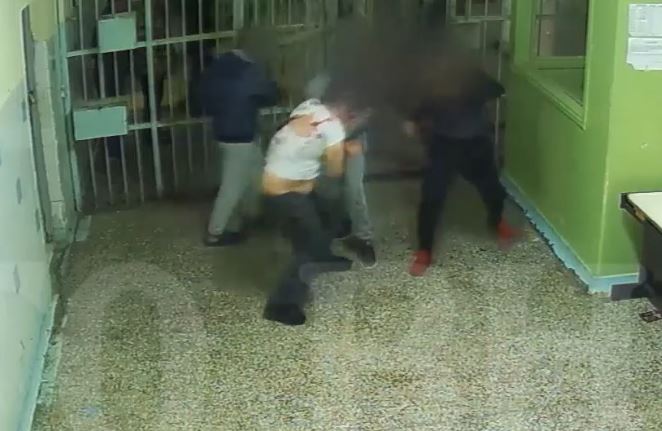 Μπερίσα : Σφαγείο για τους Αλβανούς οι ελληνικές φυλακές – Να παρέμβουν οι διεθνείς οργανισμοί