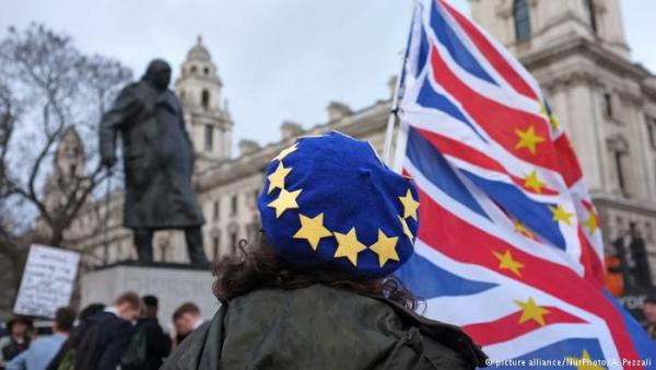 Βρετανός ΥΠΟΙΚ: Δεν επαρκεί ο χρόνος για δεύτερο δημοψήφισμα για το Brexit