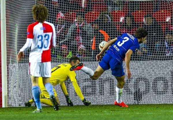 Η Τσέλσι πάτησε… γκάζι στην Πράγα με Αλόνσο