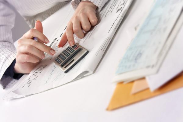 Εφορία: Τι αλλάζει με τα ηλεκτρονικά βιβλία – Πότε μπαίνουν  σε λειτουργία