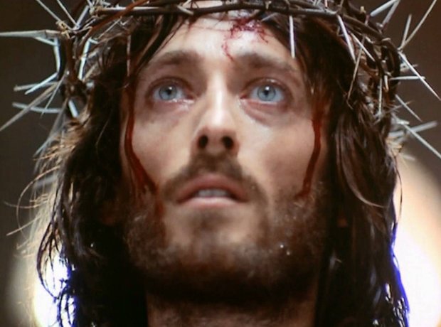 «Ο Ιησούς από τη Ναζαρέτ»: Άγνωστες ιστορίες από τη σειρά που καθηλώνει επί 42 χρόνια