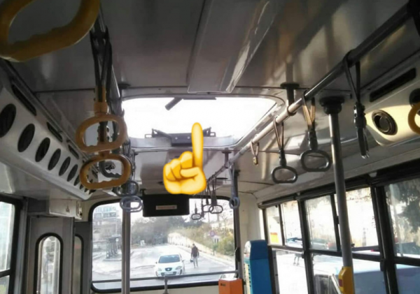 Οπαδοί του ΠΑΟΚ προκάλεσαν ζημιές σε λεωφορεία του ΟΑΣΘ