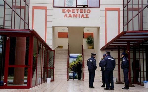 Δίκη Γρηγορόπουλου: Διεκόπη, ένταση μεταξύ Κωνσταντοπούλου και Εισαγγελέα