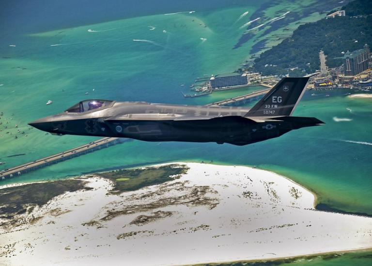 Θρίλερ με τη συντριβή F-35A στη θάλασσα της Ιαπωνίας