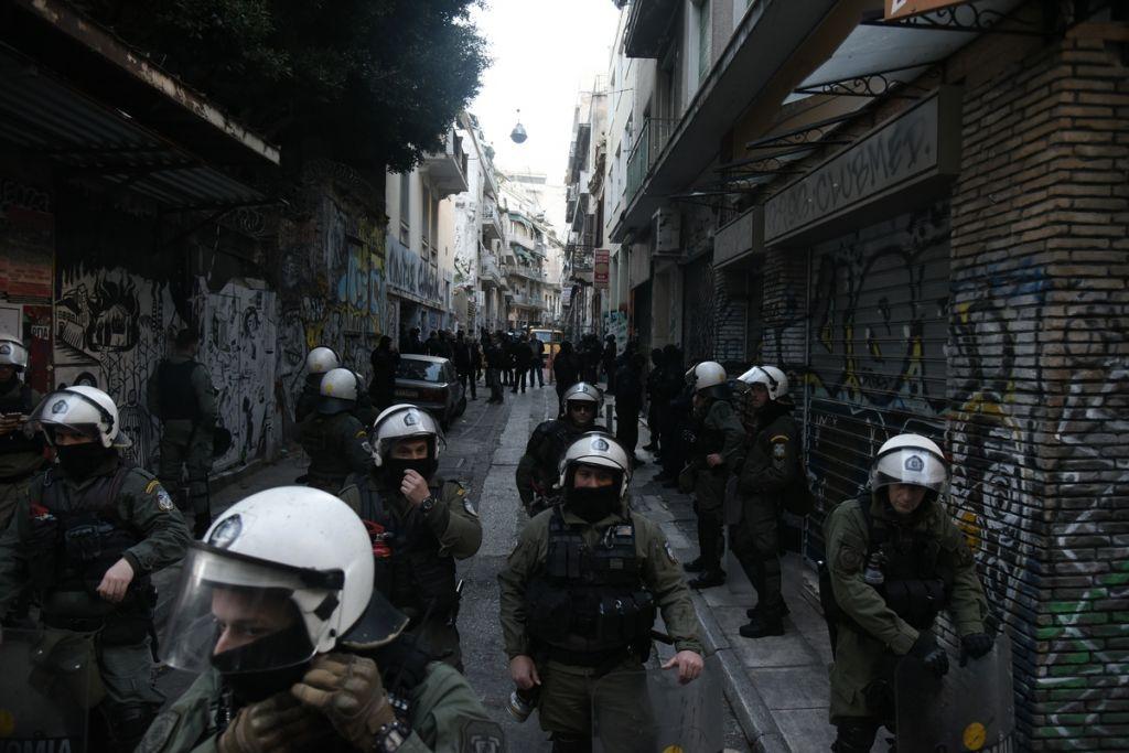 «Πού πας,ρε Καραμήτρο;»