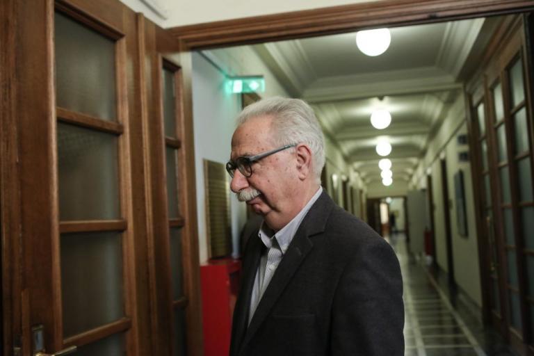 Νομοσχέδιο Γαβρόγλου – Ρουσφετολογική ίδρυση τμημάτων με φόντο τις κάλπες