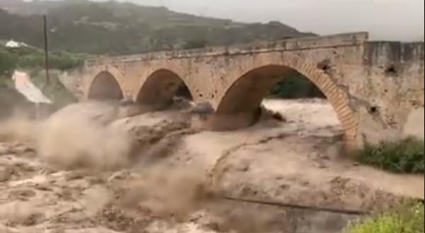 Λασίθι: Κινδυνεύει η γέφυρα του Μύρτου