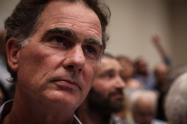 Ν. Παπανδρέου: Όλοι προσπαθούν να τυμβωρυχήσουν πάνω στον τάφο του Ανδρέα