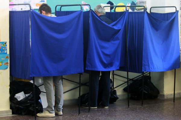 Politico: Στο 9,5% η διαφορά ΝΔ – ΣΥΡΙΖΑ στις ευρωεκλογές
