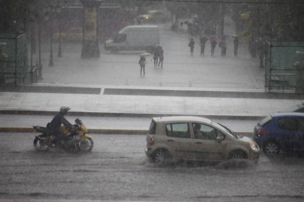 Αγριεύει ο καιρός τη Δευτέρα – Έρχονται βροχές ,καταιγίδες και ισχυροί άνεμοι