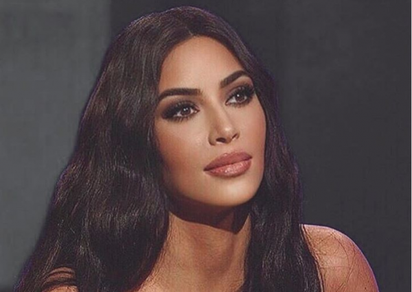 Πτυχίο Νομικής για την Κιμ Καρντάσιαν