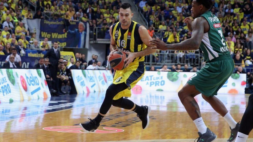 Πάρτι η Φενέρ, το παράτησε για την Πέμπτη η Ζαλγκίρις