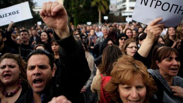 Κούρεμα καταθέσεων στην Κύπρο: Ιστορικές στιγμές ενός χάους