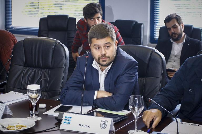 ΠΑΟΚ : Όλοι σας και μόνοι μας. Μαγκιά μας…