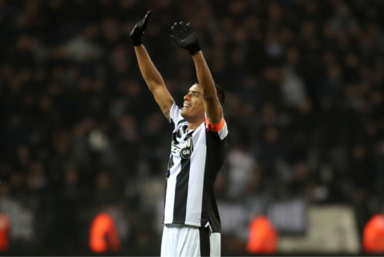 Μάτος: Να παίζουν σαν άντρες και όχι σαν κοριτσάκια