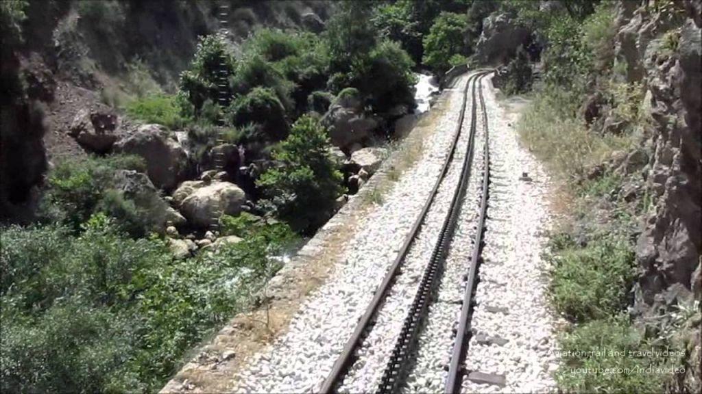 ΟΣΕ: Κατολίσθηση στη γραμμή Διακοπτό-Καλάβρυτα – Ακυρώνονται όλα τα δρομολόγια